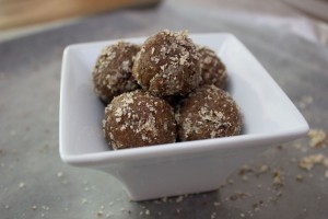 Cinnamon Almond Bites